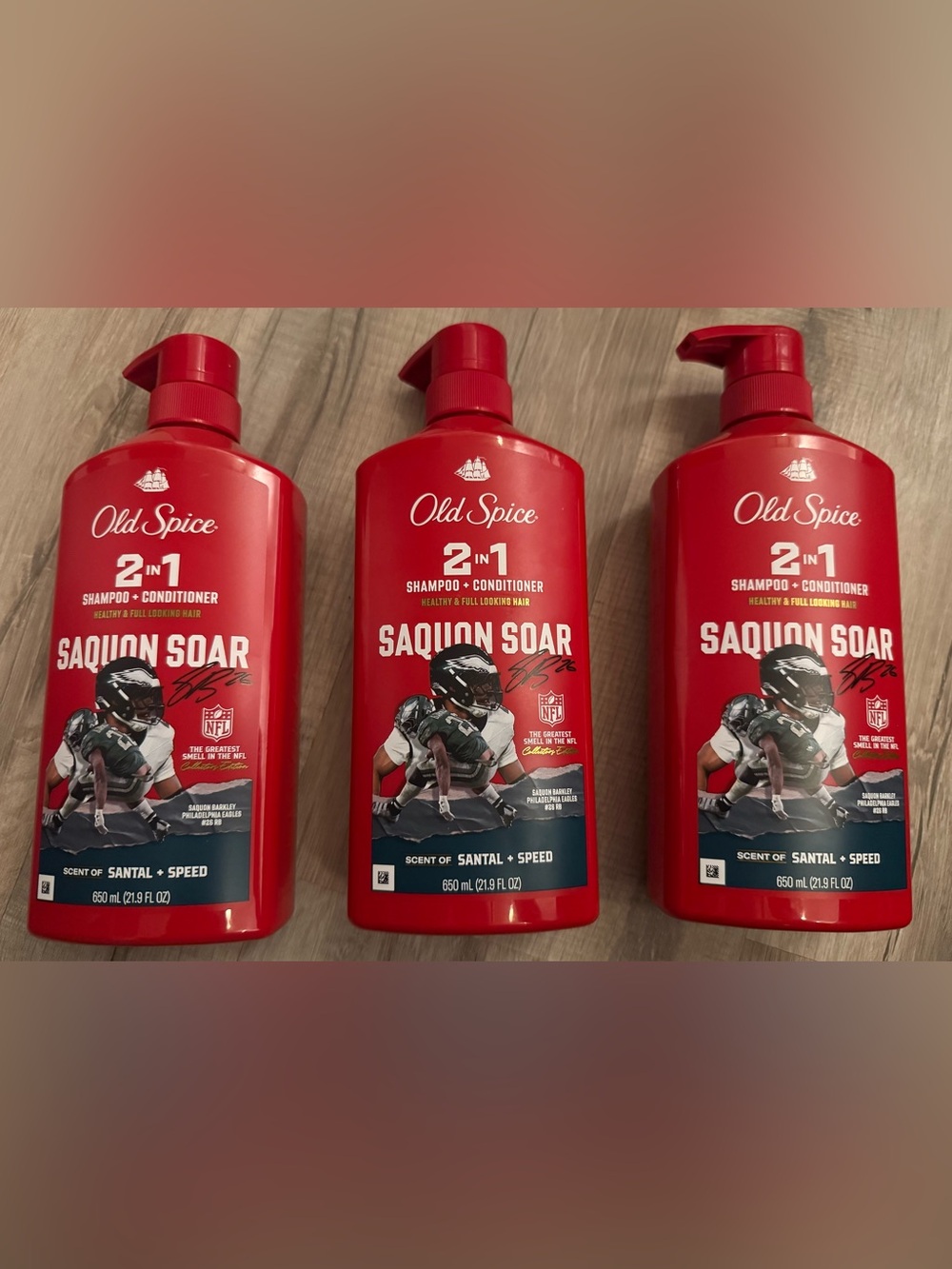 Old spice limited edition 2-in-1 Shampoo + Conditioner Saquon Soar - Red